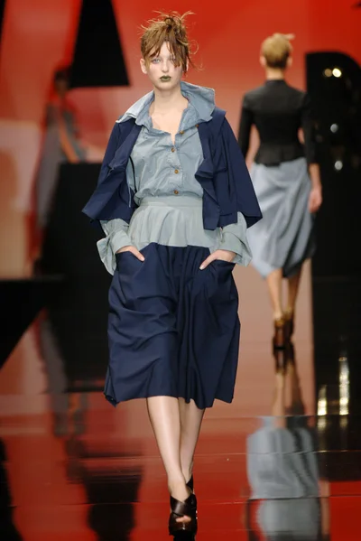 Look 32